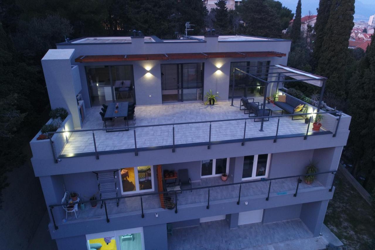 Amai Apartment سبليت المظهر الخارجي الصورة