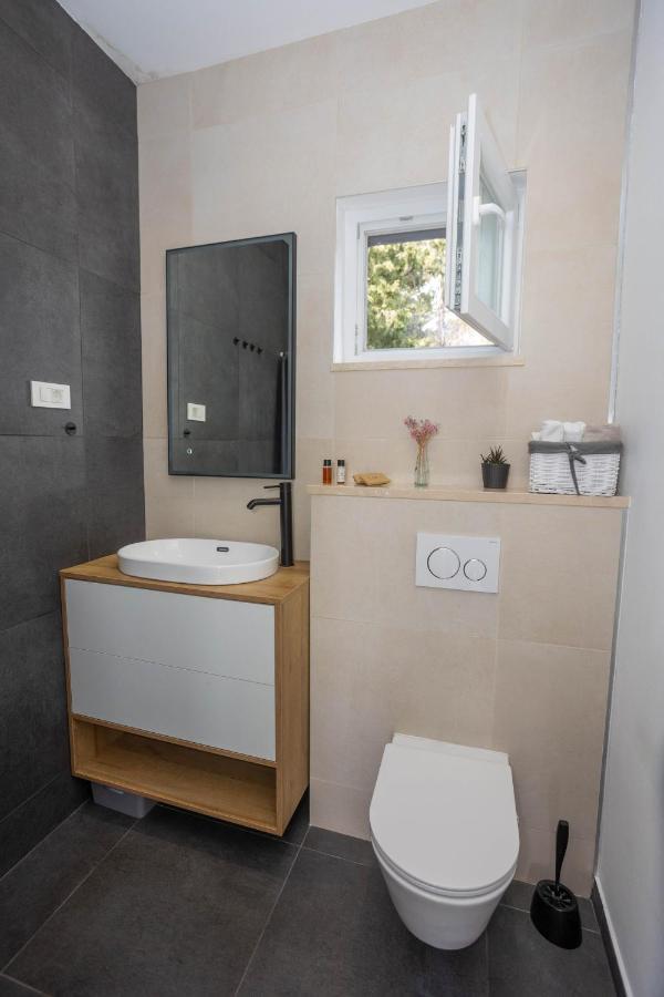 Amai Apartment سبليت المظهر الخارجي الصورة