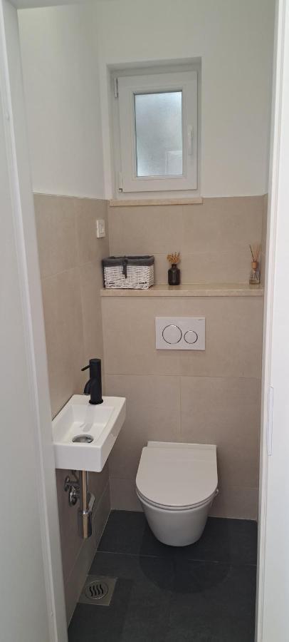 Amai Apartment سبليت المظهر الخارجي الصورة